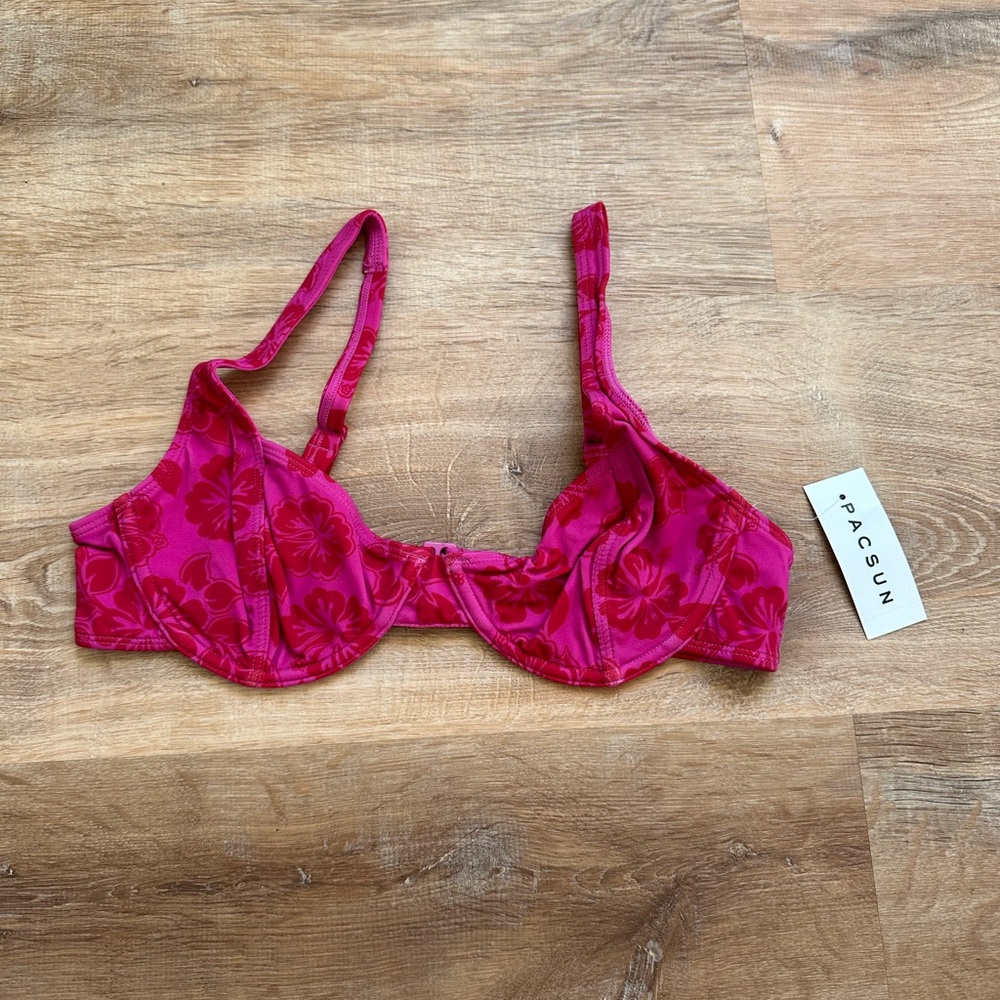 NWT PacSun Vibrant Pink and red Hawaiian tropical underwire bikini top